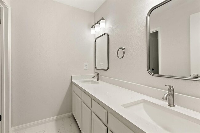 Building Photo - 3811 Standfield Ct