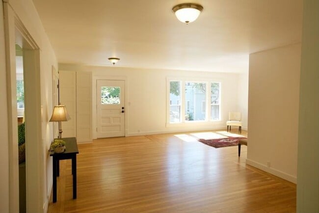 Looking from dining room to front - 15 G St