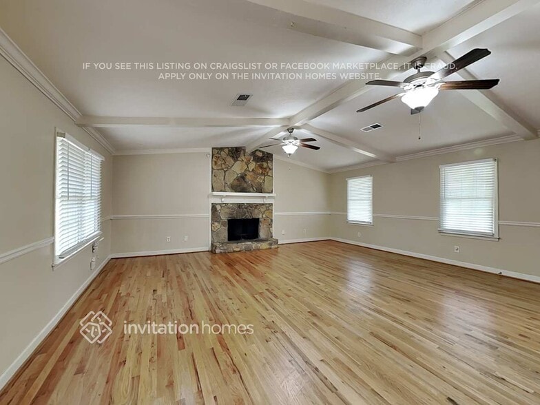 Building Photo - 766 Big Tree Ct