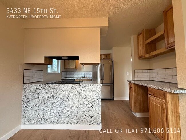 Building Photo - 3433 NE 15th St