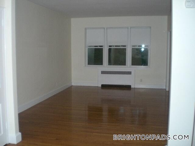 Building Photo - 75 Kilsyth Rd