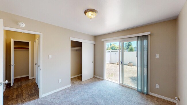Building Photo - 15487 Marty Dr
