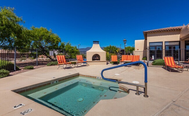 Building Photo - 4964 E Catalina Ct