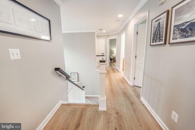 Building Photo - 15558 Marsh Overlook Dr