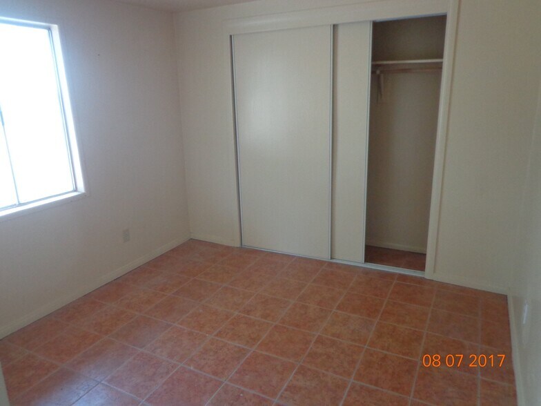 Building Photo - 72830 Encanto Dr