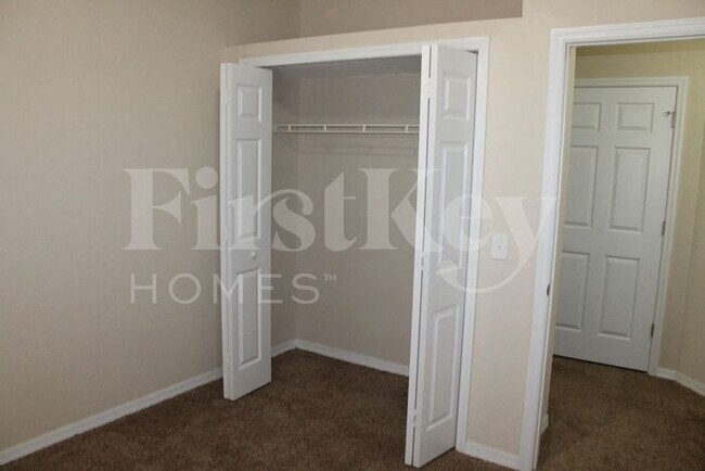 Building Photo - 2760 Ridley Ln
