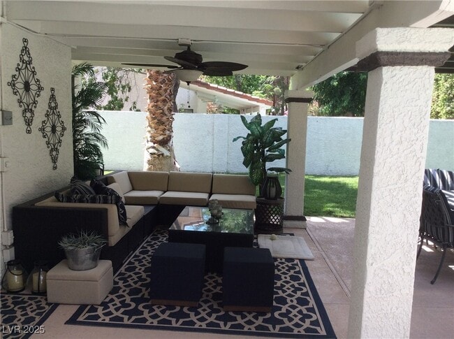 Building Photo - 2909 Crystal Bay Dr