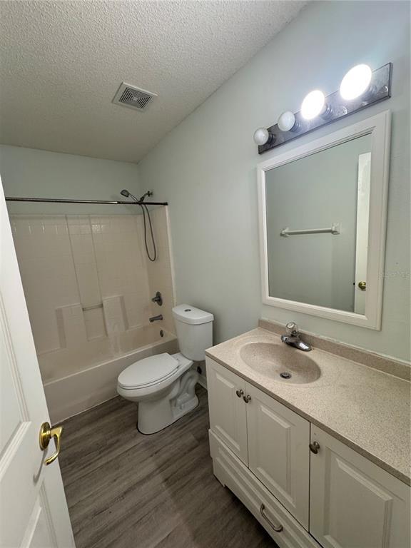 Building Photo - 28 Bunker Knolls Ln