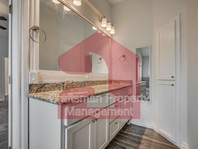 Building Photo - 3413 Huron Cir