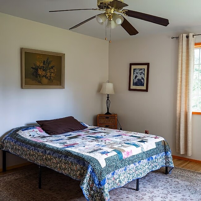 Building Photo - 7035 App Rd