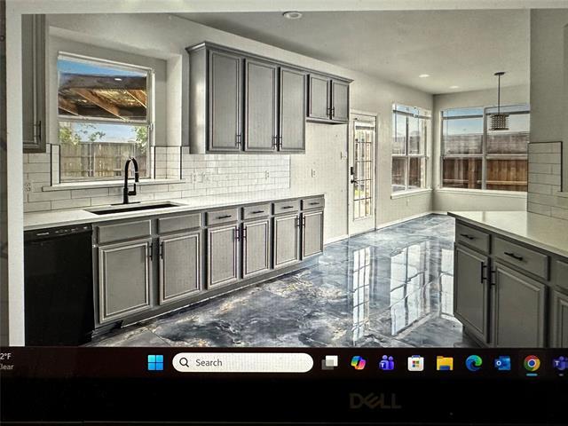 Building Photo - 1441 Dimmit Dr