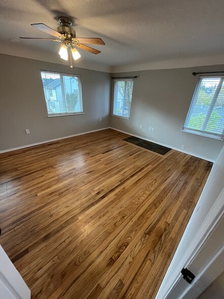 Building Photo - 12143 SE Johansen Ct