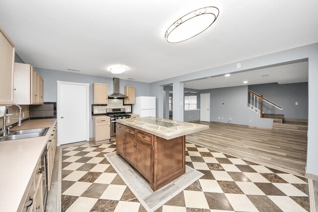 Building Photo - 15227 Western Skies Dr