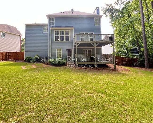 Building Photo - 2980 Highland Pass