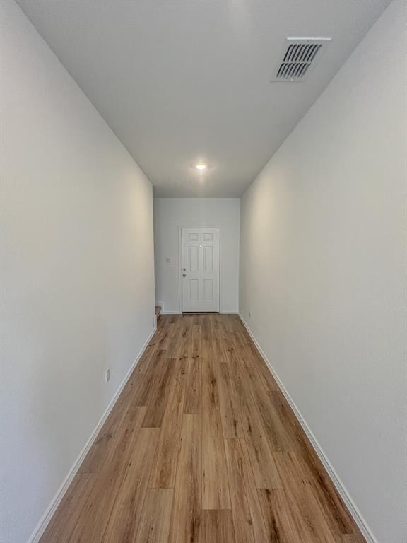 Building Photo - 254 The Bad Wy