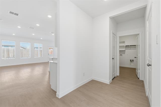 Building Photo - 4912 Ascot Way