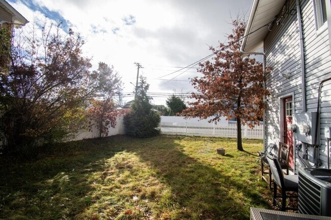 Building Photo - 3159 Milburn Ave