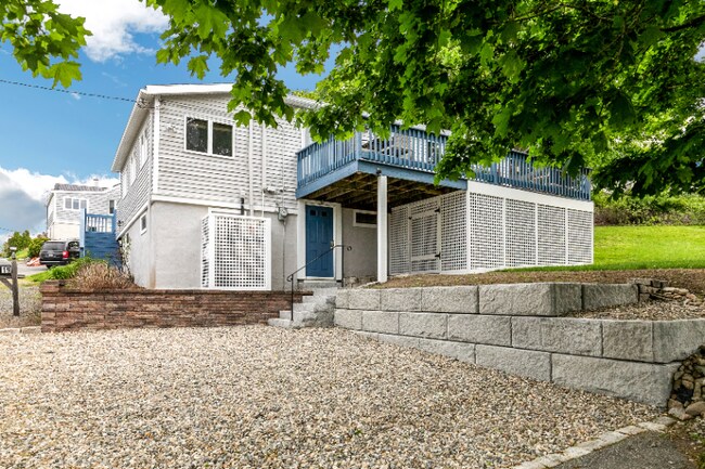 Building Photo - 19 N Ridge Rd