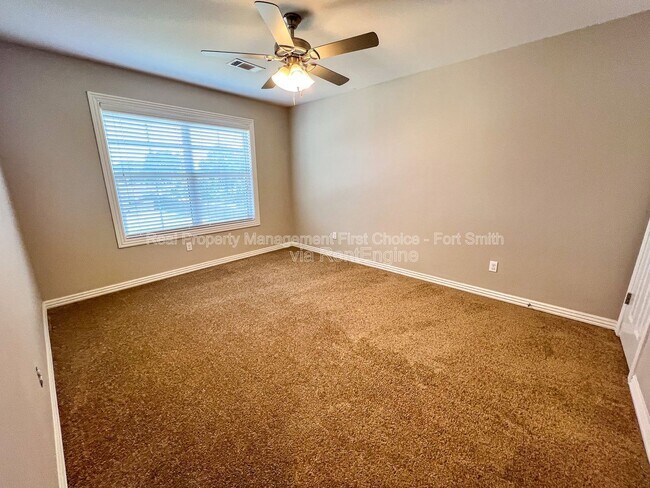 Building Photo - 6705 MARIBETTE RD