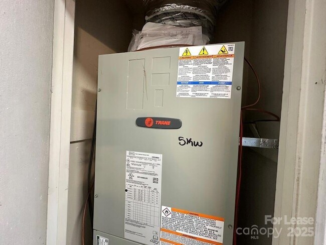 Building Photo - 48708 US-52