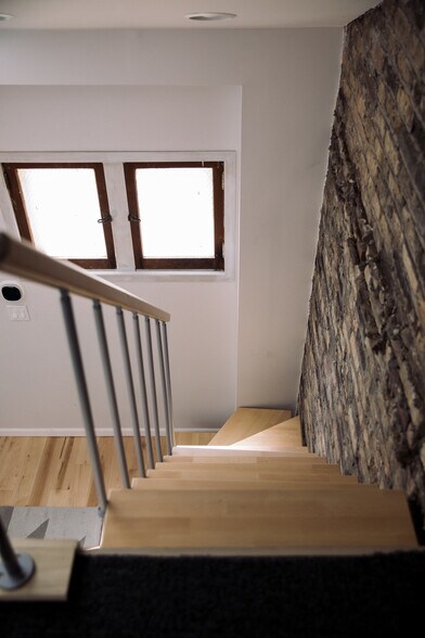 Building Photo - 3925 W Eddy St