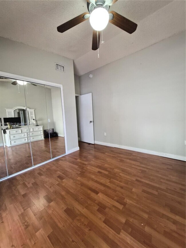 Building Photo - 10904 SW 72nd St