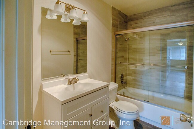 Building Photo - 3940 Oregon St