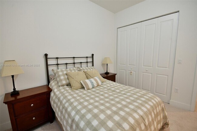 Building Photo - 4221 SW 178th Ave