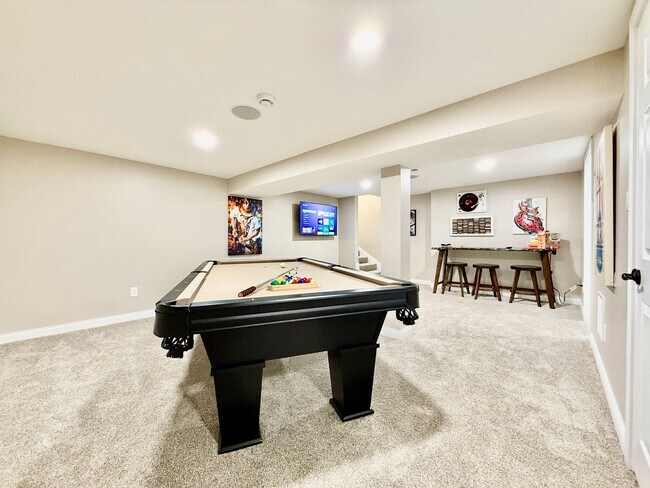 Building Photo - Brand new remodeled home in Monroe!