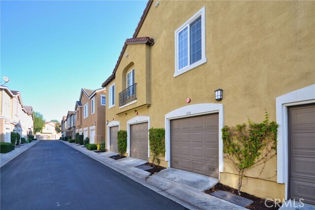 Building Photo - 1288 McFadden Dr