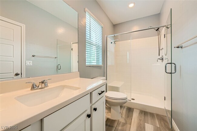 Building Photo - 5990 Viscaya Grv St