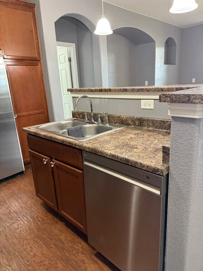 Building Photo - 4835 Wells Branch Heights