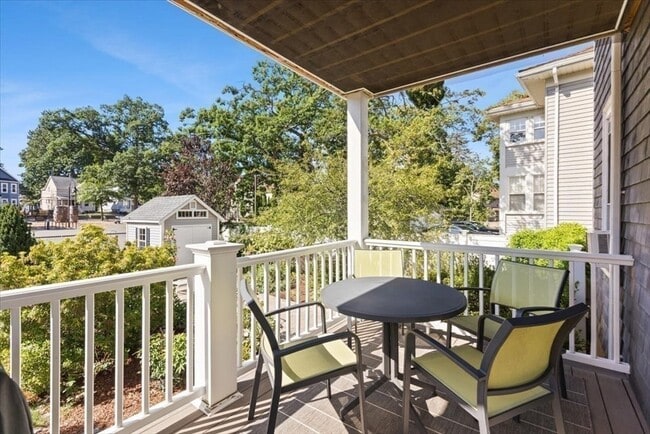 Building Photo - 15 Belvoir Rd