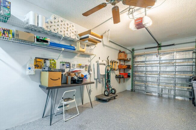 Building Photo - 3351 Emerald Oaks Dr