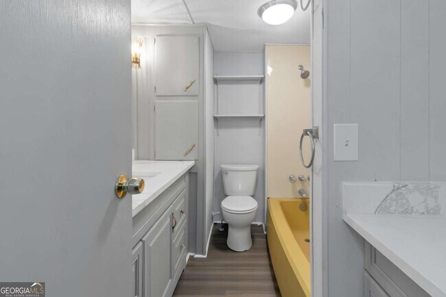 Building Photo - 24 David Dr