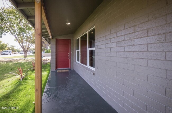 Building Photo - 2026 S El Camino Dr