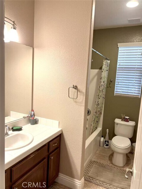 Building Photo - 5336 Toledo Way