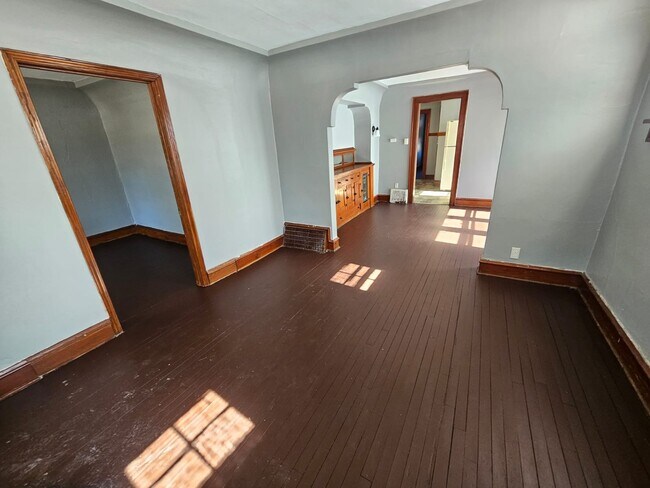 Building Photo - 5748 N 36th St