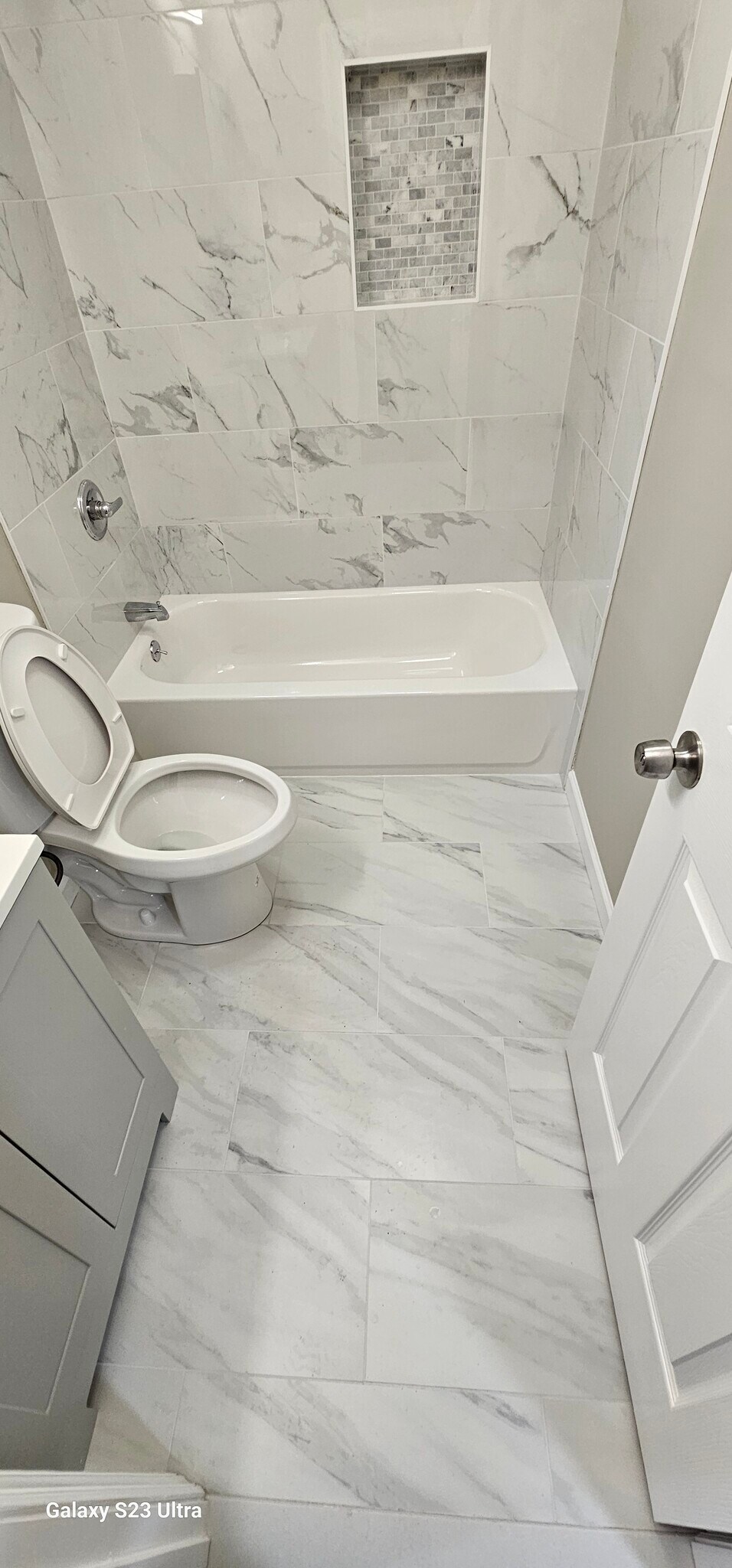 Building Photo - 718 Drexel Ave