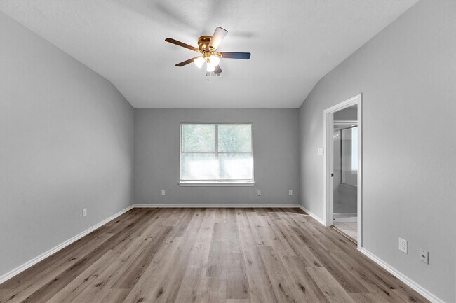 Building Photo - 16007 Sandy Path Ln