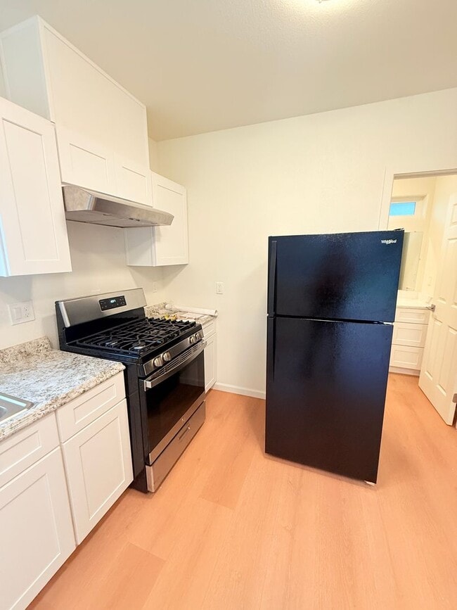 Building Photo - Pet-Friendly 2-Bedroom ADU in Orcutt – Utilities Included & Section 8 Welcome!