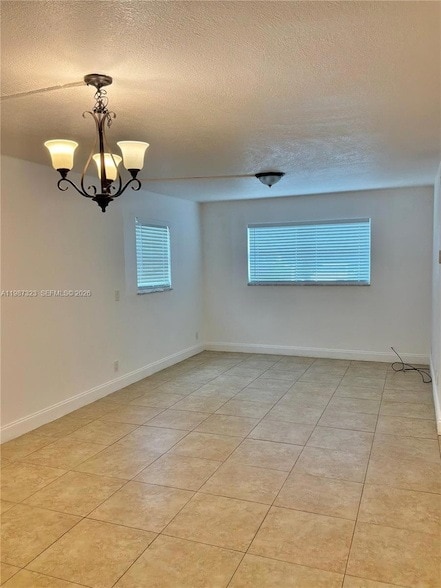 Building Photo - 550 SW 2nd Ave