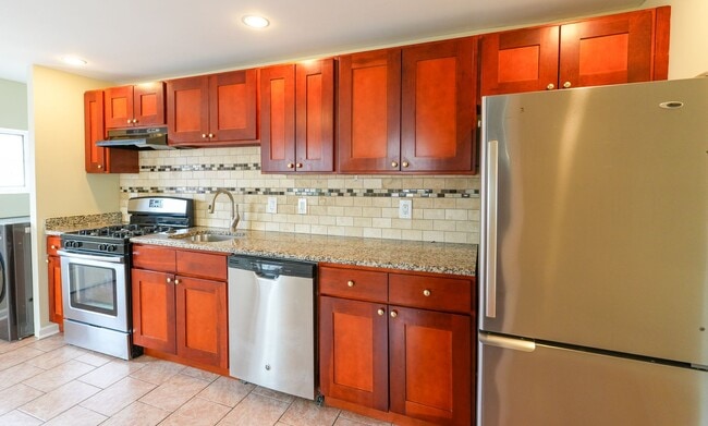 Building Photo - Passyunk Area great one bed with patio