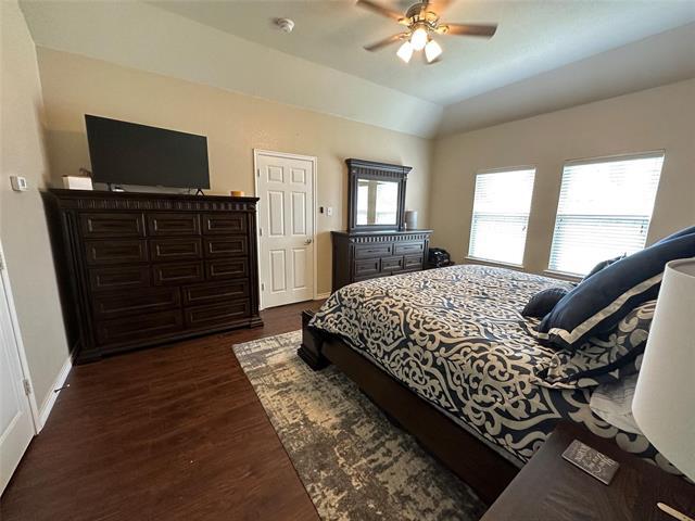 Building Photo - 1208 Lazy Ln