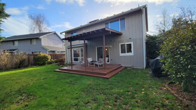 Building Photo - Beautiful 3 bdrm home in a great Lacey loc...