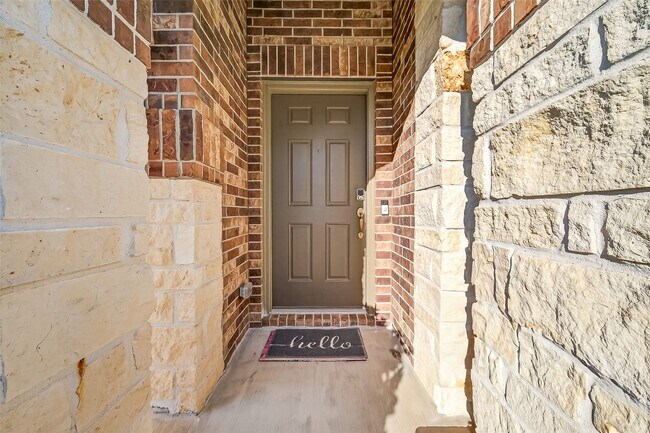 Building Photo - 5027 Brewcastle Ln