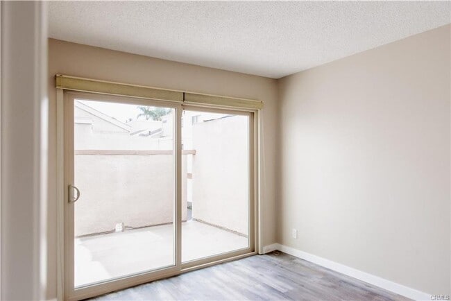 Building Photo - Great Townhouse