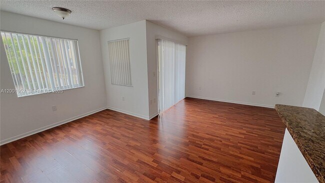 Building Photo - 771 N Pine Island Rd