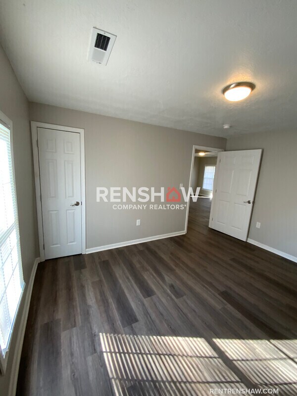 Building Photo - 119 High St