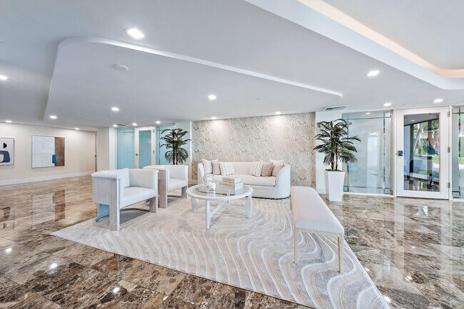 Building Photo - 2600 S Ocean Blvd